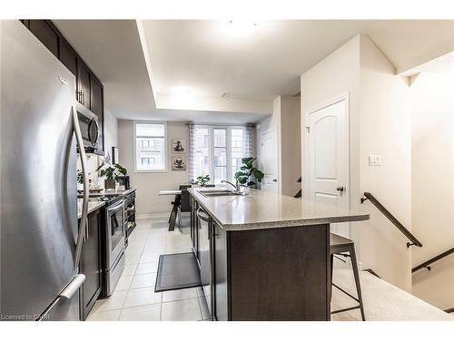 8-219 Dundas Street E, Waterdown, ON - Indoor