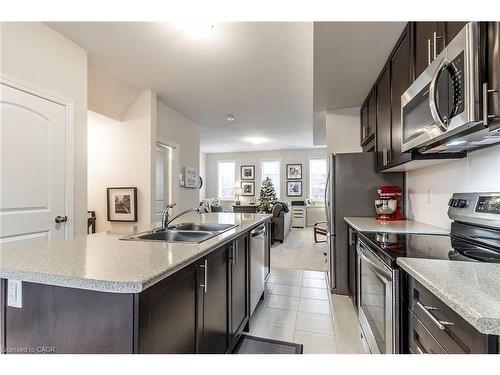 8-219 Dundas Street E, Waterdown, ON - Indoor Photo Showing Kitchen With Double Sink With Upgraded Kitchen