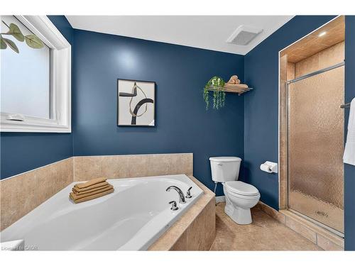51 Hickory Crescent, Grimsby, ON - Indoor Photo Showing Bathroom