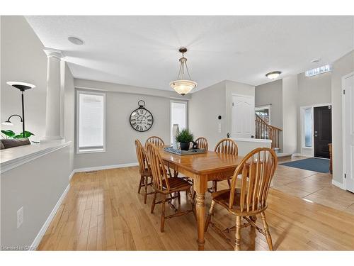 51 Hickory Crescent, Grimsby, ON - Indoor Photo Showing Dining Room