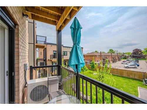 5C-164 Heiman Street, Kitchener, ON - Outdoor With Exterior