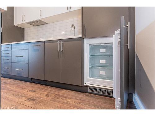 1412-181 King Street S, Waterloo, ON - Indoor