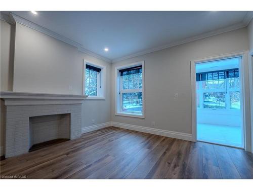 101-100 Charlton Avenue W, Hamilton, ON - Indoor Photo Showing Other Room