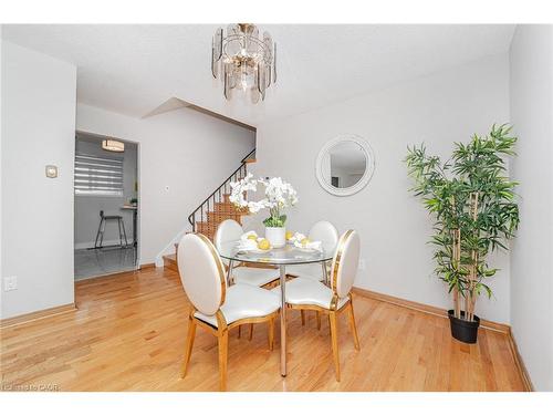 3783 Keenan Crescent, Mississauga, ON - Indoor Photo Showing Dining Room