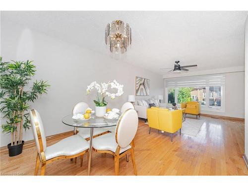 3783 Keenan Crescent, Mississauga, ON - Indoor Photo Showing Dining Room