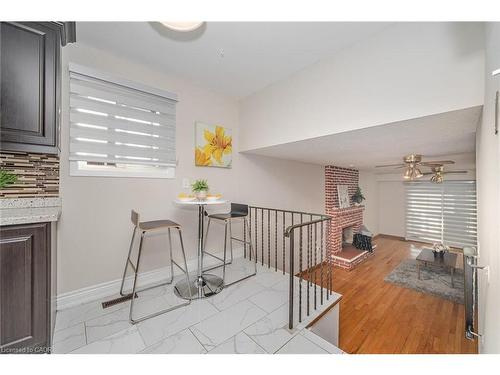 3783 Keenan Crescent, Mississauga, ON - Indoor Photo Showing Other Room