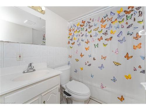 3783 Keenan Crescent, Mississauga, ON - Indoor Photo Showing Bathroom
