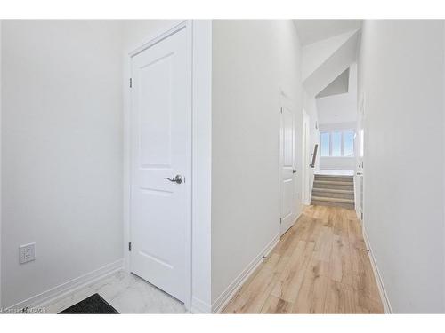 105 Winter Wren Crescent, Kitchener, ON - Indoor Photo Showing Other Room