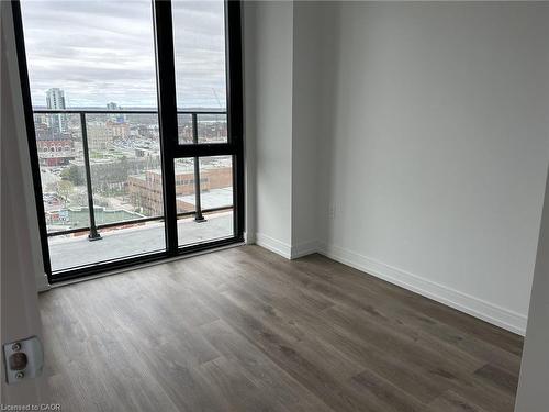 1509-1 Jarvis Street, Hamilton, ON - Indoor Photo Showing Other Room