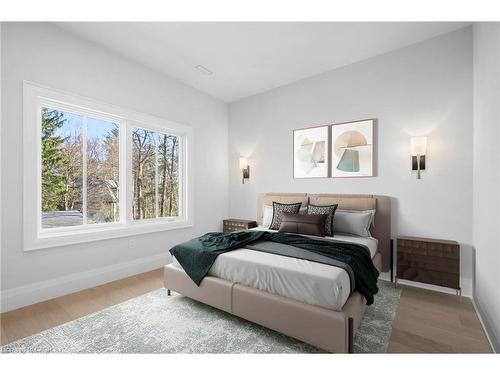 1322 Minaki Road, Mississauga, ON - Indoor Photo Showing Bedroom
