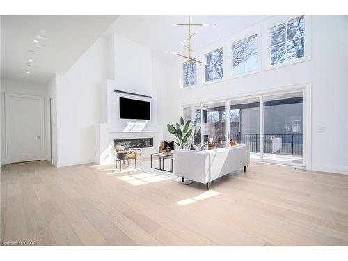 1322 Minaki Road, Mississauga, ON - Indoor