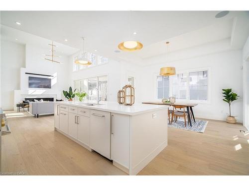 1322 Minaki Road, Mississauga, ON - Indoor