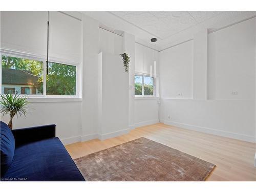 1-30 Jones Street, Hamilton, ON - Indoor Photo Showing Other Room