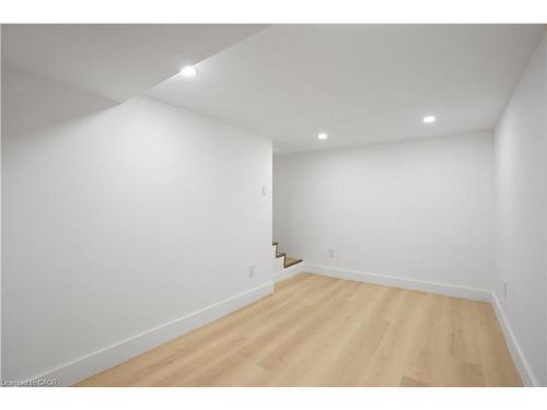 1-30 Jones Street, Hamilton, ON - Indoor Photo Showing Other Room