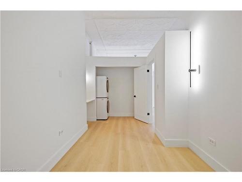 1-30 Jones Street, Hamilton, ON - Indoor Photo Showing Other Room