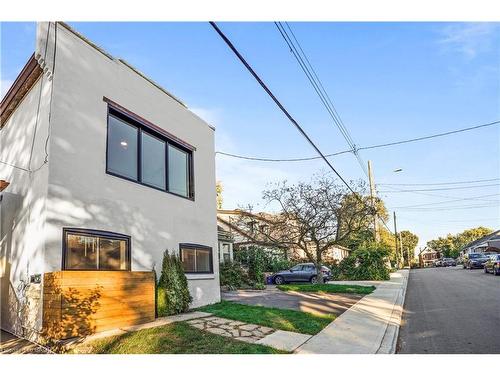 1-30 Jones Street, Hamilton, ON - Outdoor