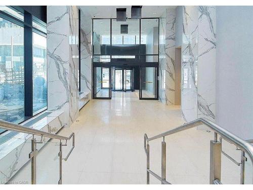 3911-20 Shore Breeze Drive, Toronto, ON - Indoor Photo Showing Other Room