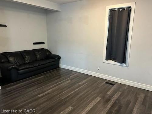 52 Chapel Street, Kitchener, ON - Indoor