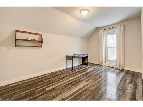 52 Chapel Street, Kitchener, ON - Indoor