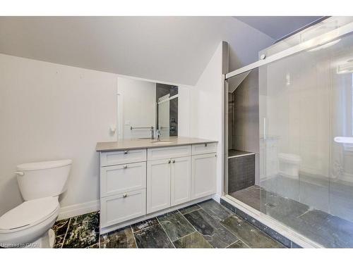 52 Chapel Street, Kitchener, ON - Indoor Photo Showing Bathroom