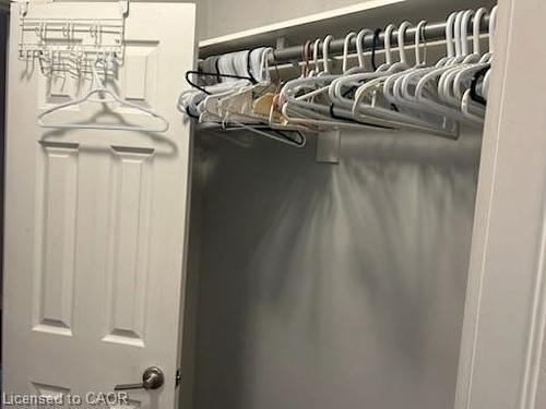 52 Chapel Street, Kitchener, ON - Indoor