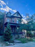 MAIN-43 Pearl Street S Hamilton, ON L8P 3W7