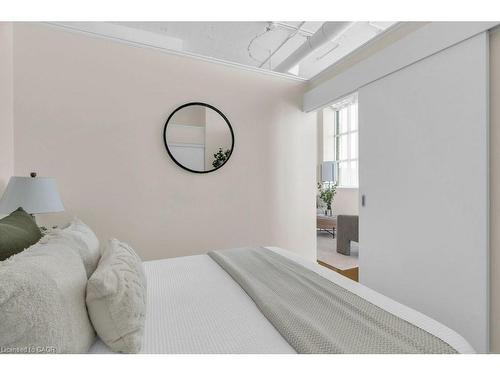 524-410 King Street W, Kitchener, ON - Indoor Photo Showing Other Room