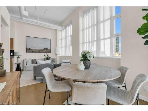 524-410 King Street W, Kitchener, ON - Indoor Photo Showing Dining Room