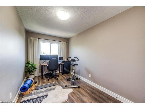 4A-38 Howe Drive, Kitchener, ON - Indoor