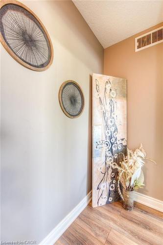 4A-38 Howe Drive, Kitchener, ON - Indoor Photo Showing Other Room