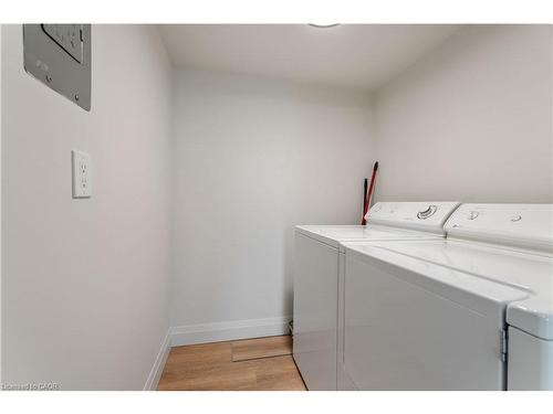 905-120 Duke Street, Hamilton, ON - Indoor Photo Showing Laundry Room