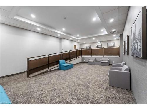 905-120 Duke Street, Hamilton, ON - Indoor Photo Showing Other Room