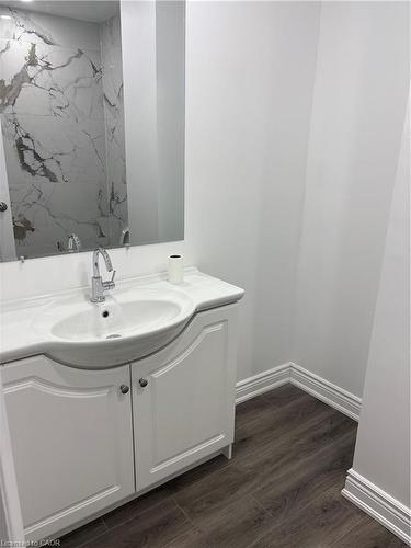 1280 Main St E Street E, Hamilton, ON - Indoor Photo Showing Bathroom