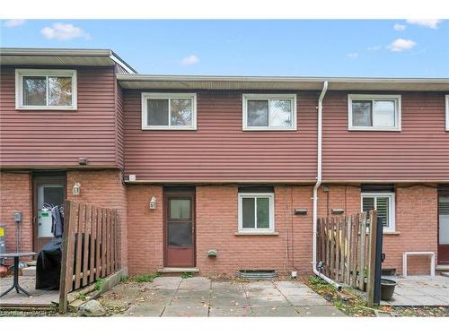 29-100 Bluevale Street N, Waterloo, ON - Outdoor With Exterior