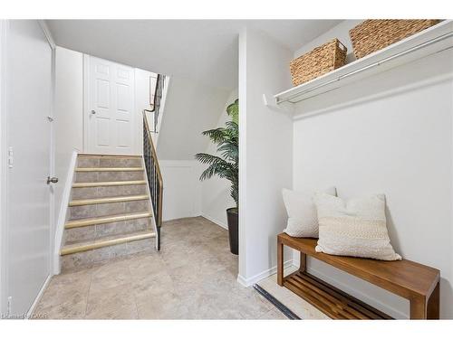 29-100 Bluevale Street N, Waterloo, ON - Indoor Photo Showing Other Room