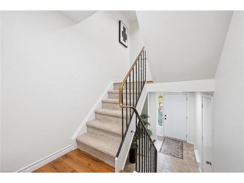 29-100 Bluevale Street N, Waterloo, ON - Indoor Photo Showing Other Room