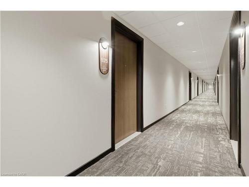 525-525 New Dundee Road, Kitchener, ON - Indoor Photo Showing Other Room