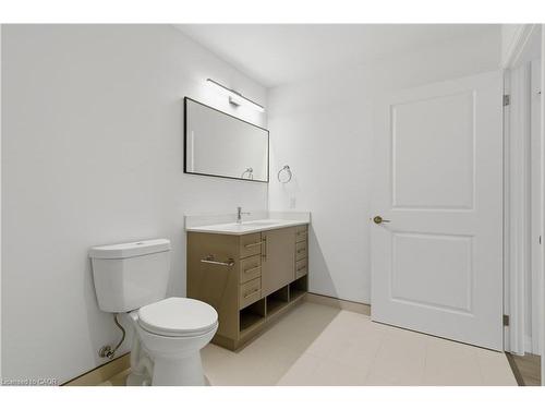525-525 New Dundee Road, Kitchener, ON - Indoor Photo Showing Bathroom