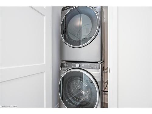 1303-93 Arthur Street S, Guelph, ON - Indoor Photo Showing Laundry Room