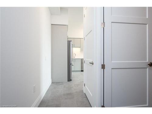 1303-93 Arthur Street S, Guelph, ON - Indoor Photo Showing Other Room