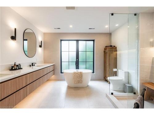 5135 Mulberry Drive, Burlington, ON - Indoor Photo Showing Bathroom