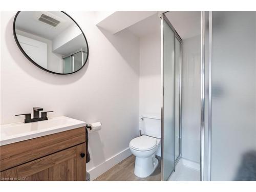 5135 Mulberry Drive, Burlington, ON - Indoor Photo Showing Bathroom