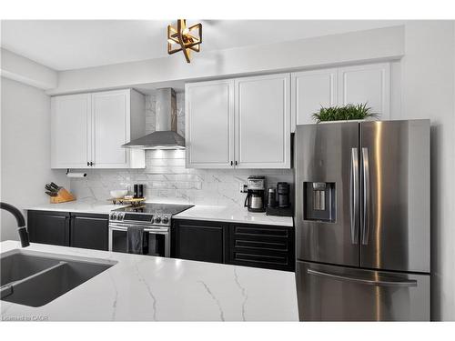 50 Kelso Drive, Caledonia, ON - Indoor Photo Showing Kitchen With Double Sink With Upgraded Kitchen