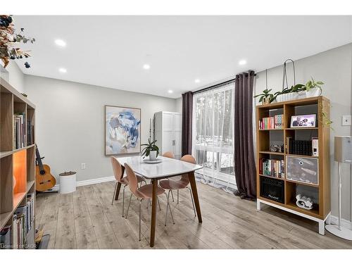 B63-25 Britten Close, Hamilton, ON - Indoor