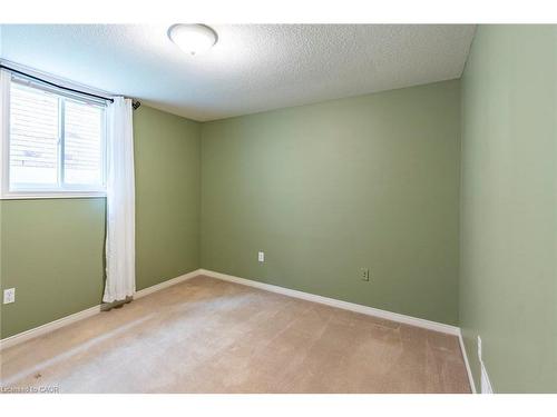 Lower-79 Munroe Crescent, Guelph, ON - Indoor Photo Showing Other Room