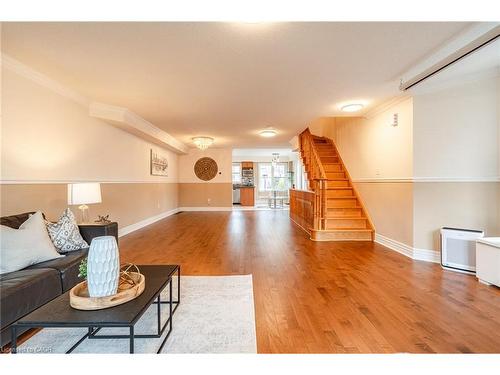 38 Archibald Mews, Toronto, ON - Indoor