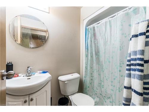 101-253 Lester Street, Waterloo, ON - Indoor Photo Showing Bathroom