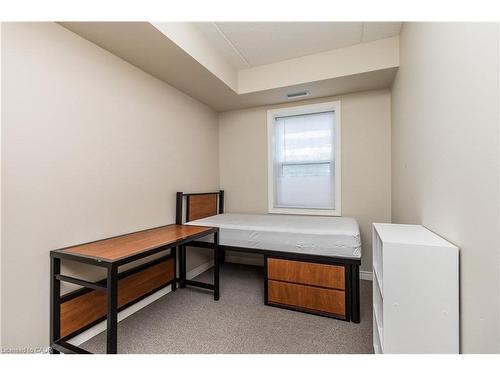 101-253 Lester Street, Waterloo, ON - Indoor Photo Showing Office