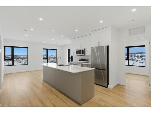 724-525 New Dundee Road, Kitchener, ON - Indoor Photo Showing Kitchen With Stainless Steel Kitchen With Upgraded Kitchen