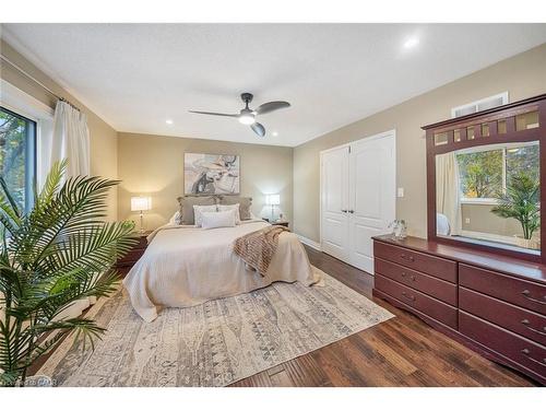 1351 Mcguffin Gate, Milton, ON - Indoor Photo Showing Bedroom